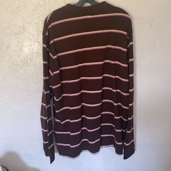 NWT Levis Men's Long Sleeve Polo Size XL Brown V-neck Relaxed Fit - Picture 3 of 7